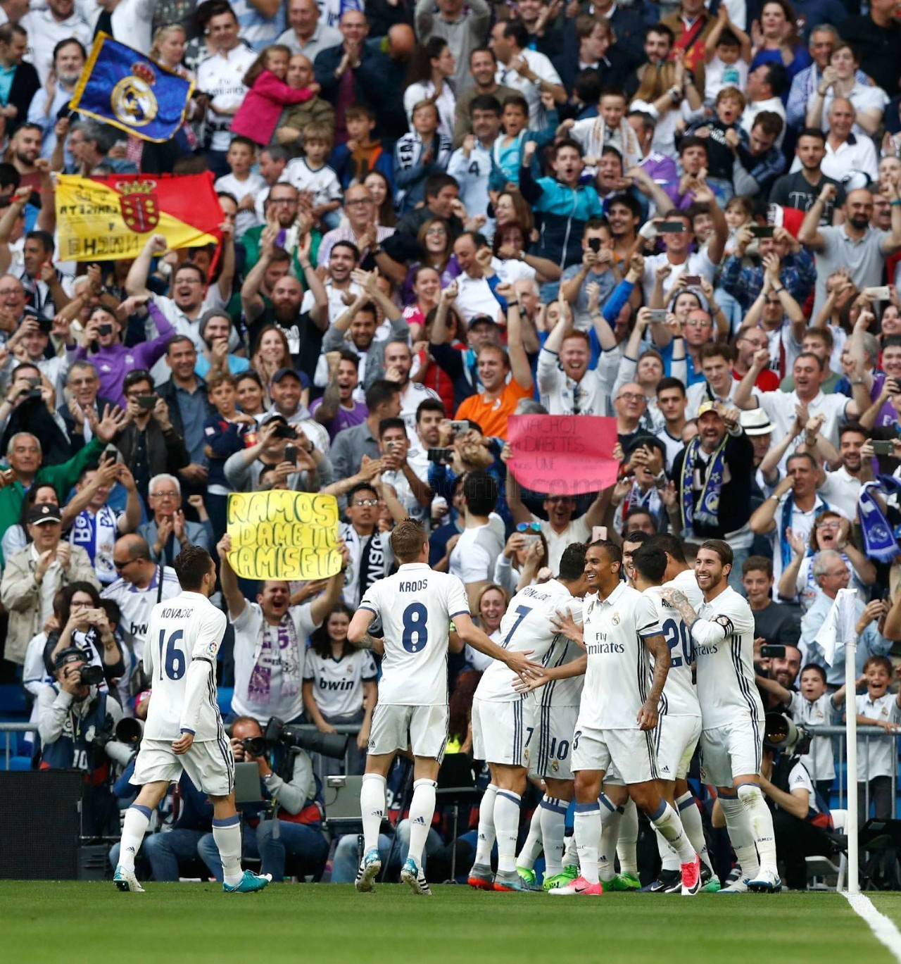 献了多次助 献了多次助