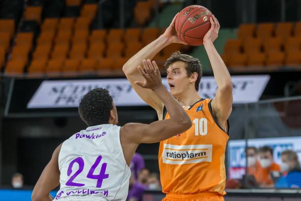 的竞技舞台 的竞技舞台